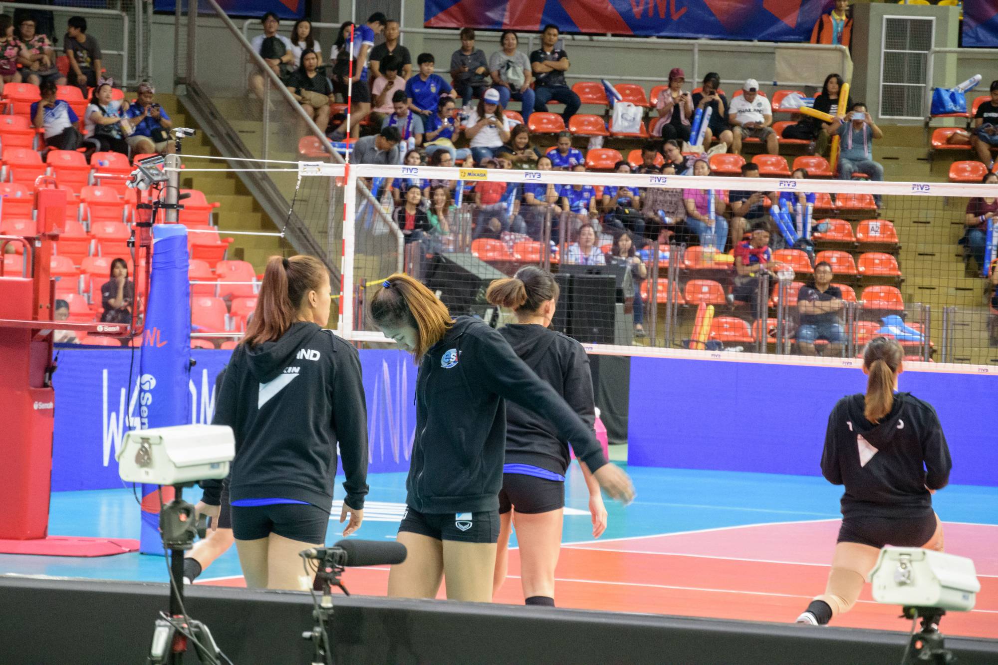 thailand-dominican-bangkok-2018-volleyball-vnl